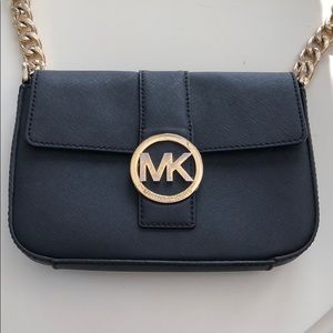 Black Michael Kors side body bag